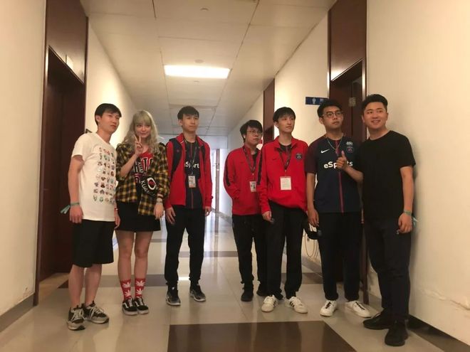 Deft：很羡慕Faker的3年合同 会好好表现提高出战亚运会的概率