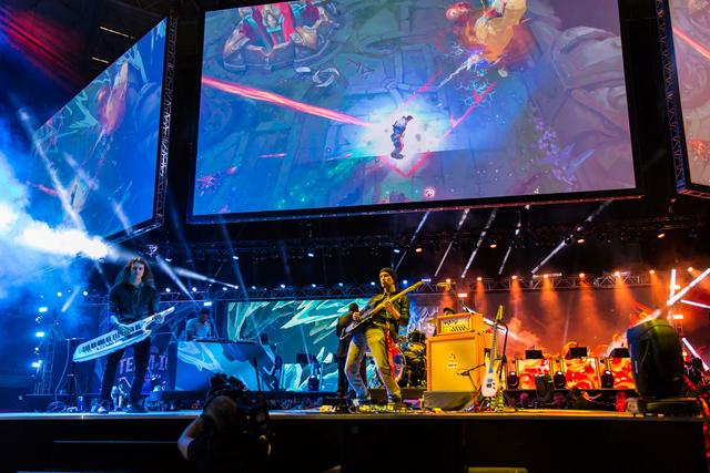 CS2 在2024年成为总收入的领导者之一